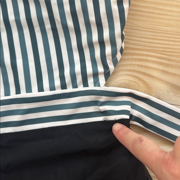 Albion One-Piece Swimsuit - Picture 5 of 7